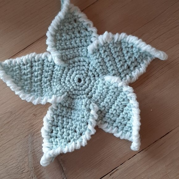 glacier blue crochet starfish coasters set of 4 - Picture 2 of 3